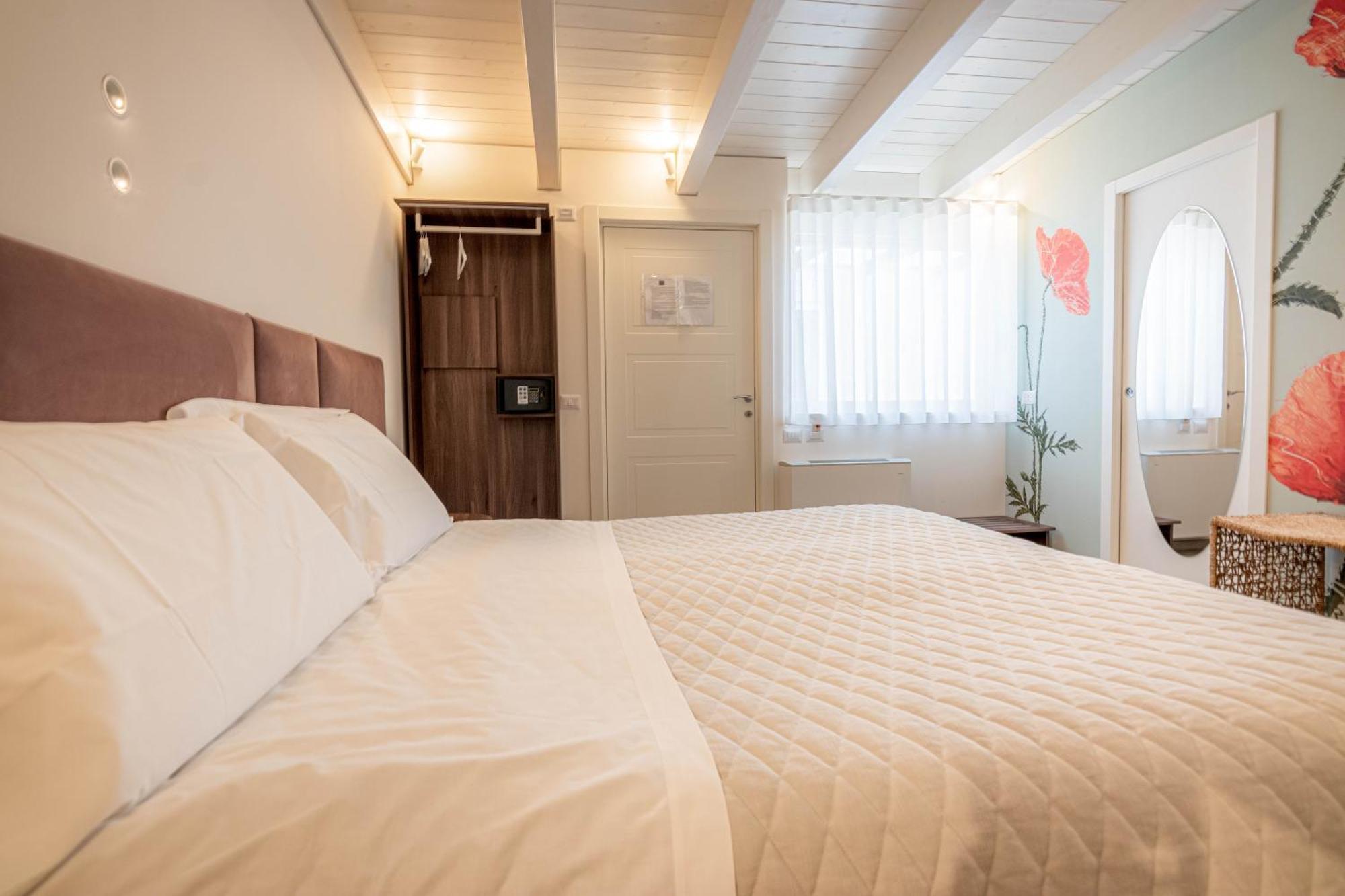 Profumi Di Primavera Luxury Rooms & Suite Матера Экстерьер фото